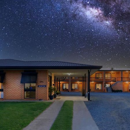 Deniliquin Motel Exterior photo